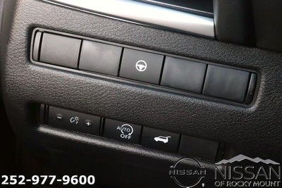 2026 Nissan Rogue 2026.5 FWD Dark Armor