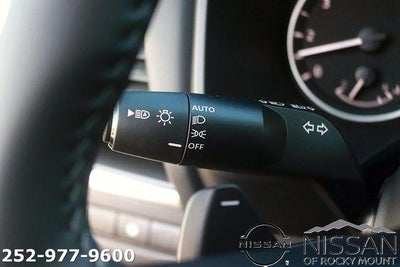 2026 Nissan Rogue 2026.5 FWD Dark Armor