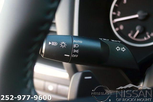 2026 Nissan Rogue 2026.5 FWD Dark Armor