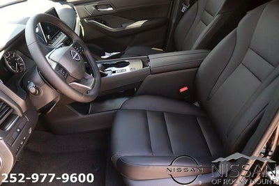 2026 Nissan Rogue 2026.5 FWD Dark Armor