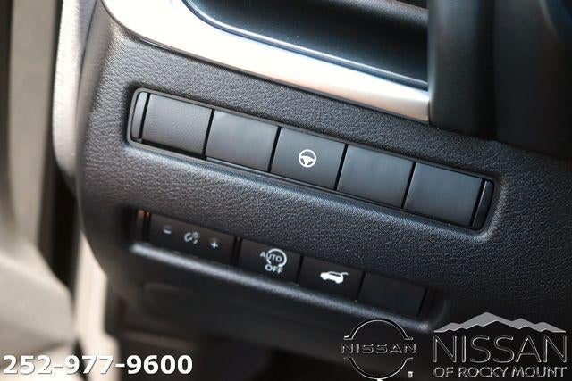 2026 Nissan Rogue 2026.5 FWD Dark Armor