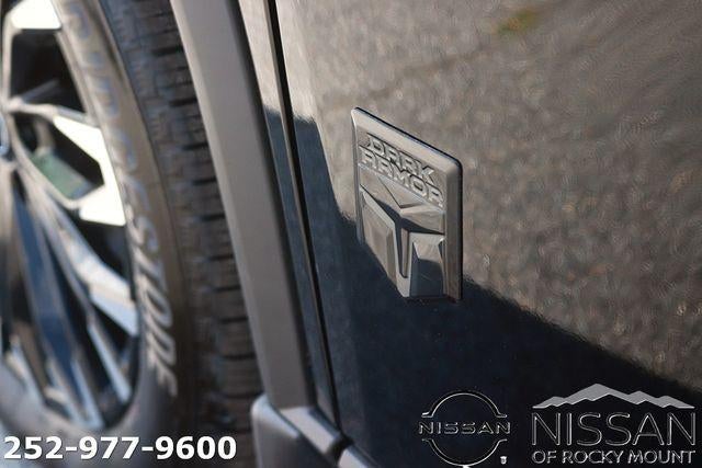 2026 Nissan Rogue 2026.5 FWD Dark Armor