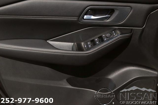 2026 Nissan Rogue 2026.5 FWD Dark Armor