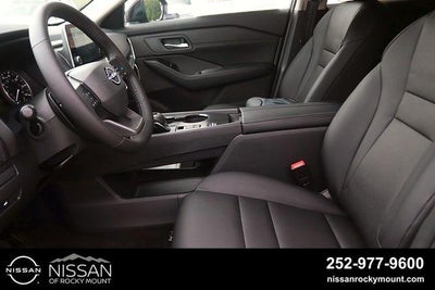 2026 Nissan Rogue 2026.5 FWD Dark Armor