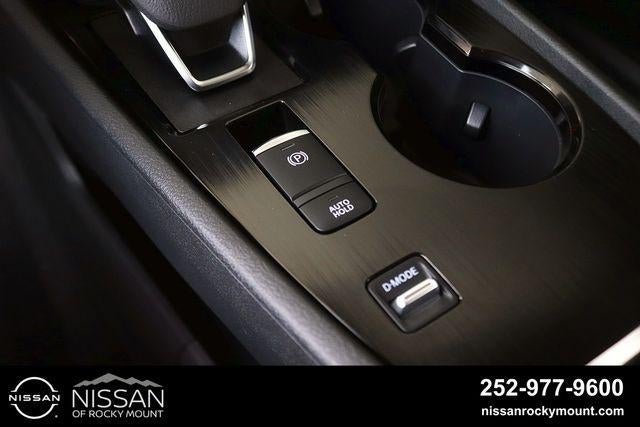 2026 Nissan Rogue 2026.5 FWD Dark Armor