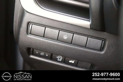 2026 Nissan Rogue 2026.5 FWD Dark Armor
