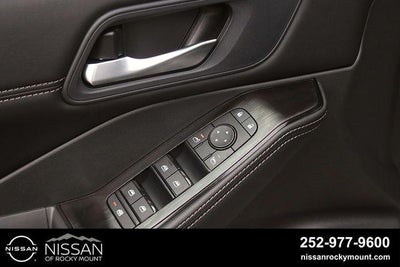 2026 Nissan Rogue 2026.5 FWD Dark Armor