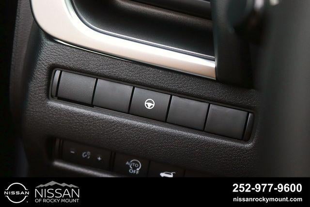 2026 Nissan Rogue 2026.5 FWD Dark Armor