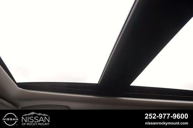 2026 Nissan Rogue 2026.5 FWD Dark Armor