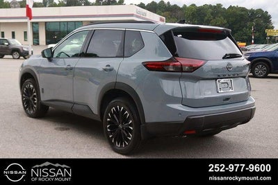 2026 Nissan Rogue 2026.5 FWD Dark Armor