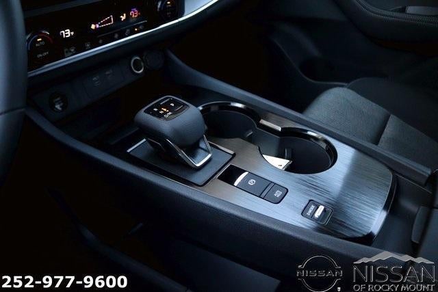 2026 Nissan Rogue FWD SV *Ltd Avail*