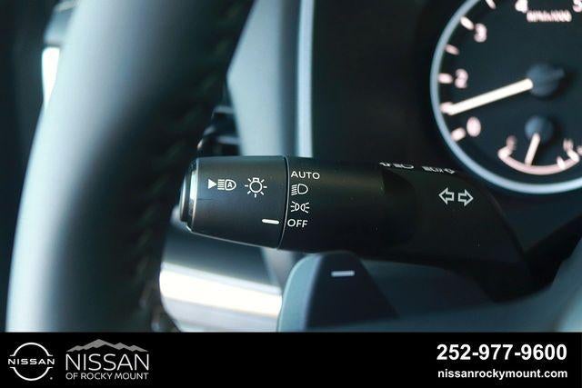 2026 Nissan Rogue 2026.5 FWD Dark Armor