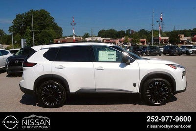 2026 Nissan Rogue 2026.5 FWD Dark Armor