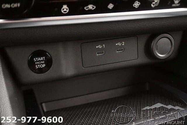 2026 Nissan Rogue 2026.5 FWD Dark Armor