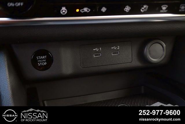2026 Nissan Rogue 2026.5 FWD Dark Armor