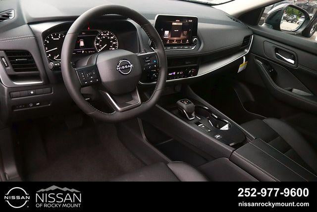 2026 Nissan Rogue 2026.5 FWD Dark Armor