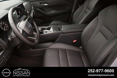 2026 Nissan Rogue 2026.5 FWD Dark Armor