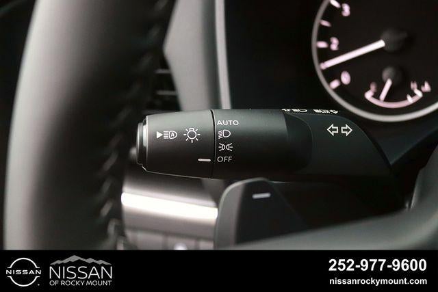 2026 Nissan Rogue 2026.5 FWD Dark Armor