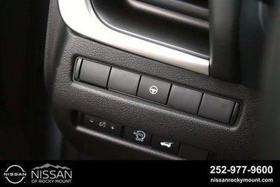 2026 Nissan Rogue 2026.5 FWD Dark Armor