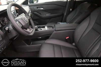 2026 Nissan Rogue 2026.5 FWD Dark Armor