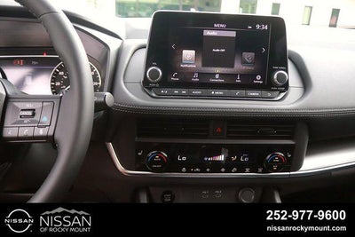 2026 Nissan Rogue 2026.5 FWD Dark Armor
