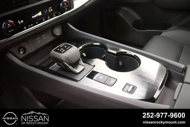 2026 Nissan Rogue 2026.5 FWD Dark Armor