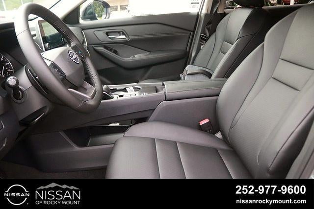 2026 Nissan Rogue 2026.5 FWD Dark Armor