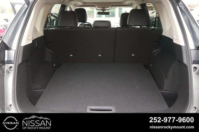2026 Nissan Rogue 2026.5 FWD Dark Armor