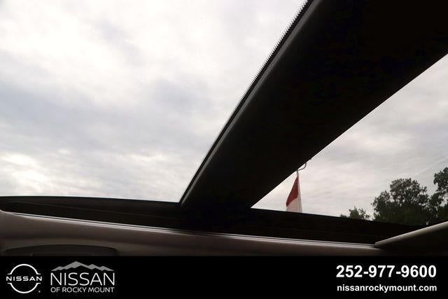 2026 Nissan Rogue 2026.5 FWD Dark Armor