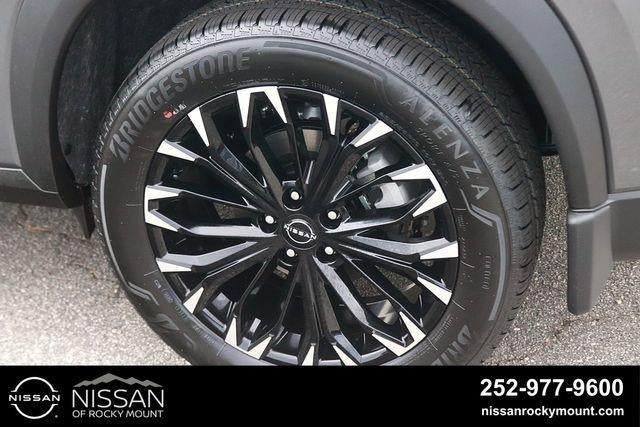 2026 Nissan Rogue 2026.5 FWD Dark Armor