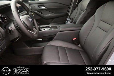 2026 Nissan Rogue 2026.5 FWD Dark Armor