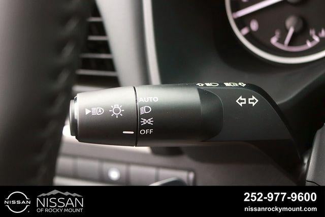 2026 Nissan Rogue 2026.5 FWD Dark Armor