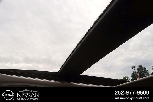 2026 Nissan Rogue 2026.5 FWD Dark Armor