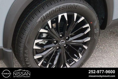 2026 Nissan Rogue 2026.5 FWD Dark Armor