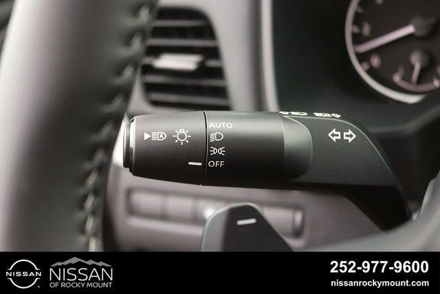 2026 Nissan Rogue 2026.5 FWD Dark Armor