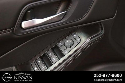 2026 Nissan Rogue 2026.5 FWD Dark Armor