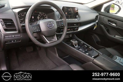 2026 Nissan Rogue 2026.5 FWD Dark Armor