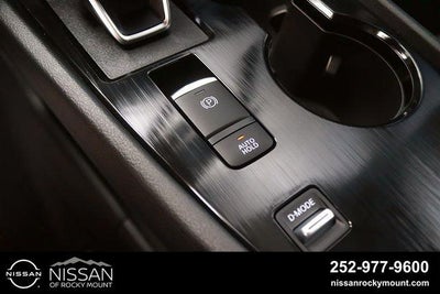 2026 Nissan Rogue 2026.5 FWD Dark Armor