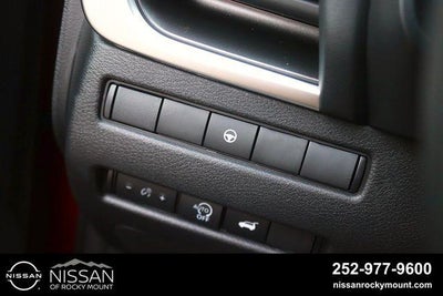 2026 Nissan Rogue 2026.5 FWD Dark Armor