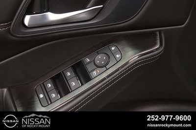2026 Nissan Rogue 2026.5 FWD Dark Armor