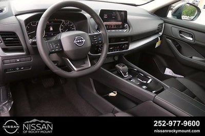 2026 Nissan Rogue 2026.5 FWD Dark Armor
