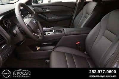 2026 Nissan Rogue 2026.5 FWD Dark Armor