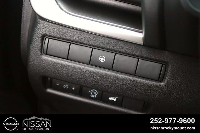 2026 Nissan Rogue 2026.5 FWD Dark Armor