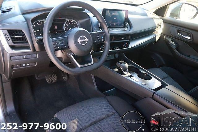 2024 Nissan Rogue FWD SV