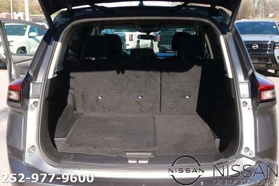 2024 Nissan Rogue FWD SV