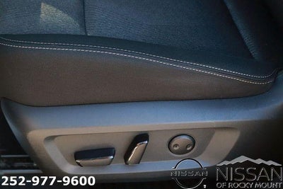 2024 Nissan Rogue FWD SV