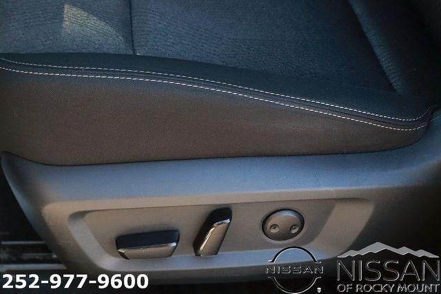 2024 Nissan Rogue FWD SV