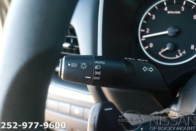 2024 Nissan Rogue FWD SV