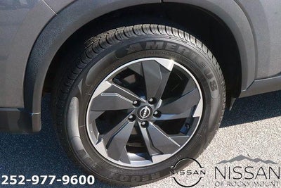 2024 Nissan Rogue FWD SV