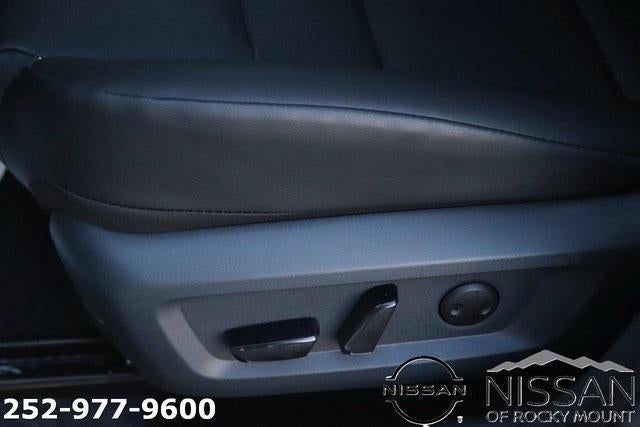 2026 Nissan Rogue 2026.5 FWD Dark Armor